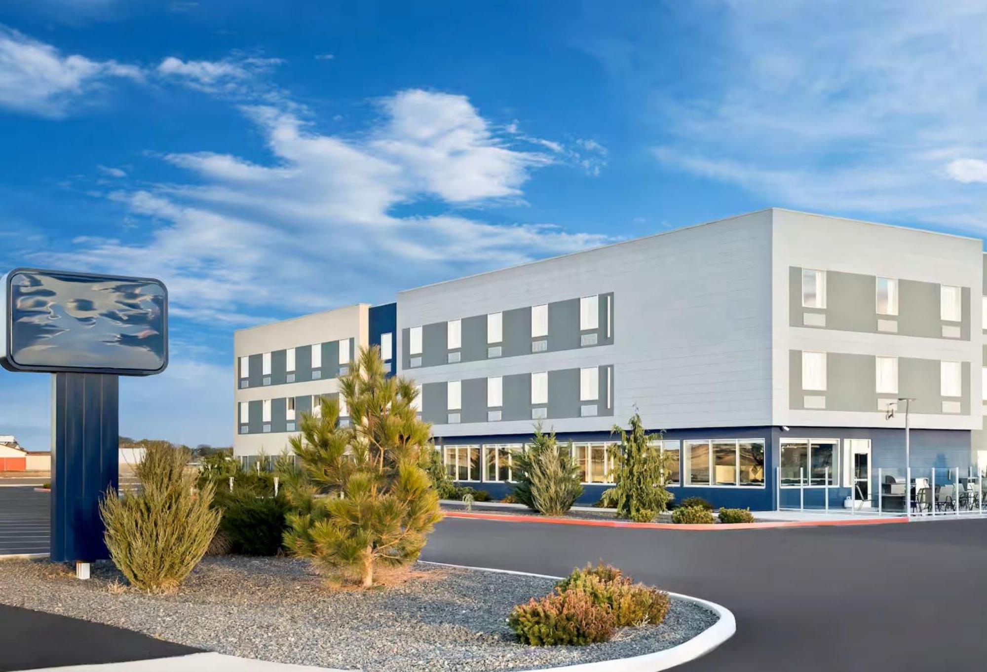 Holiday Inn Express & Suites George - Quincy South By Ihg Exterior foto